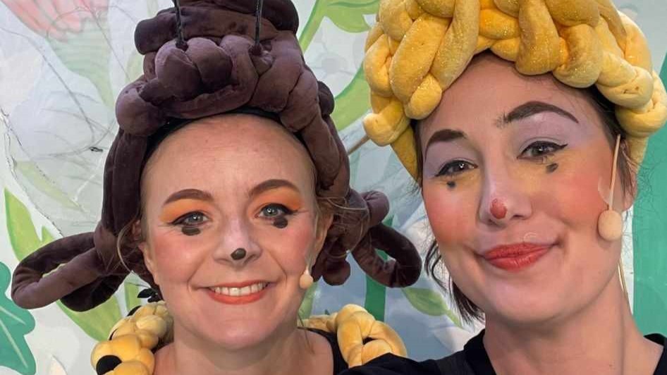 Charlotte Schiffler und Lena Matthews-Noske: „Die Biene Maja“ in Dinkelsbühl
