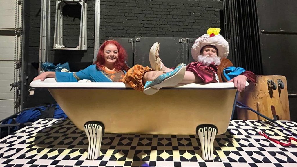 Charlotte Schiffler und Sophia Bauer spielen zusammen am Theater Plauen Zwickau